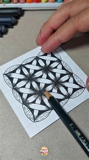 How to draw zentangle flower pattern #drawing #art #zenpatterns #zentangle #doodle #satisfying