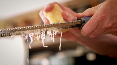 Microplane Premium Classic Series Zester 18/8, Black - Lemon Zester & Cheese Grater & Vegetable Grater - Citrus, Parmesan Cheese, Garlic, Ginger, Nutmeg, Chocolate - Stainless Steel Grater