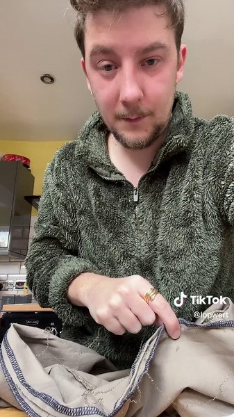 Portable Handheld Sewing Machine - Easy DIY Clothing Repairs