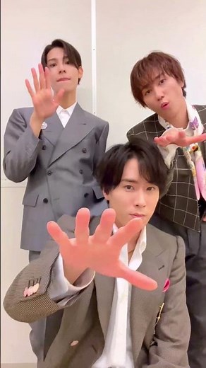 Everybody dance to 'Tapestry'👍🌸 #SnowMan #タペストリー #ラウール #阿部亮平 #宮舘涼太