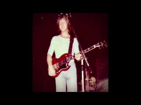 Badfinger - Day After Day - Live at Carnegie Hall, New York City, NY (1972)