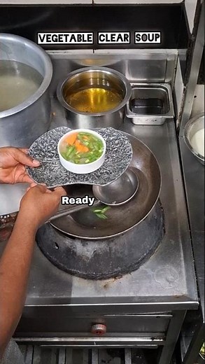 Vegetable Clear Soup recipe 😋 #cooking #kitchen #hotellife #chef #Vegetable #food