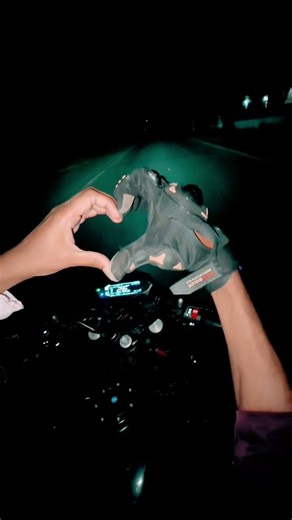 typically captures a romantic | adventurous scene | often featuring a couple on a motorcycle | 🫂🎀