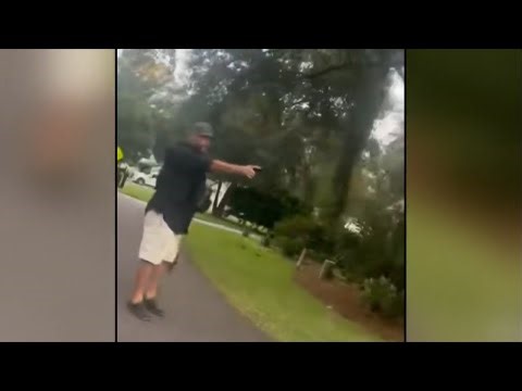 South Carolina deputy seen pointing gun at teens