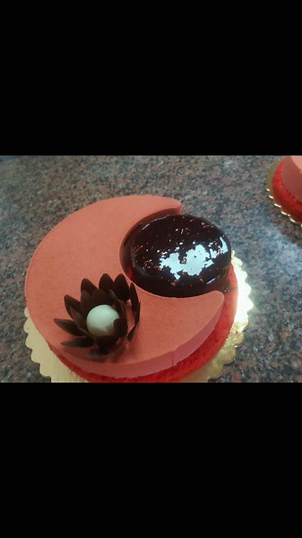 Chocolate glaze for pastries recipe