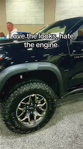 Chevy Colorado and GMC Canyon: Style vs Performance