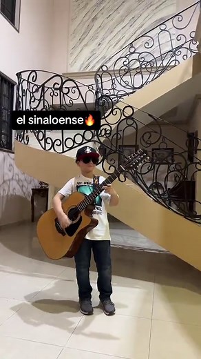 El Sinaloense: Tutorial de Requinto y Guitarra