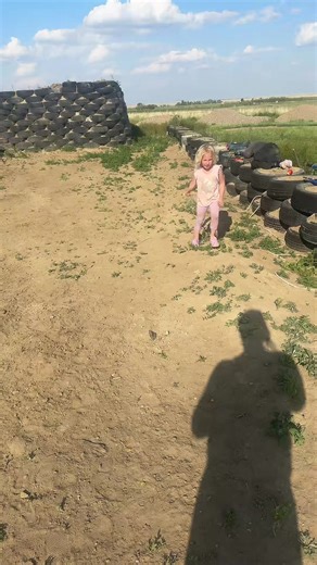 Bustress footings dug out. Rebar placed. Concrete tommorwo . #earthship #blackpearl #offgrid