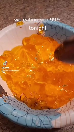 SCP Foundation: SCP-999 vs SCP-1048 - A Pajeto da 999 Showdown