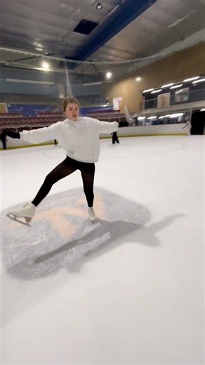 Ice Skating Spins: Master Tricks on the Rink