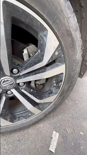 Where is the TPMS sensor in a car tire and how does it work? #shorts #shortsfeed #car