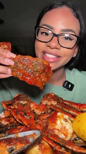 Let's Eating the Homemade Seafood Boiled 🦐🦞🌰🧅#foryoupagе #mukbang #asmrfood #seafood #tiktokfood