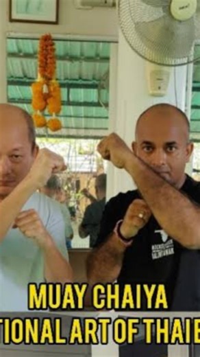 School of Combative Arts on Instagram: "Muay chaiya is an traditional srt of muay thai used by the bodyguards of the king to protect him. Also known as offensive defense art. Here are few techniques of muay chaiya performed in medium range #thaiboxing #martialarts #training #focus #mma #muaychaiya #muaythai #boxing #shifukanishkacombatives"