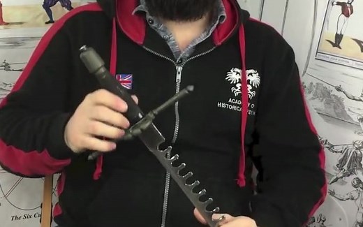 “鲨齿剑”的用法，“长剑克星”的真实用途