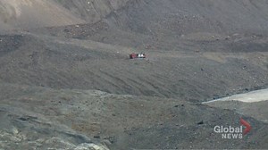 3 dead after sightseeing bus rolls at Columbia Icefields near Jasper
