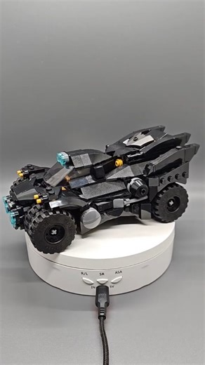 Adam Wallace on Instagram: "Bat-tank - instructions available through the link in my bio! Modeled heavily on the Arkham Knight Batmobile. #batman #lego #legomoc #legobatman"