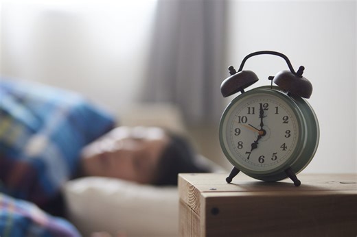 Don't be alarmed, but hitting snooze button unhealthy: Doc