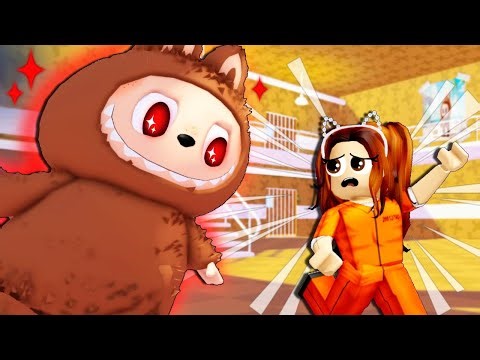 I Went To The *LABUBU* Prison Run Obby and Escaped!! (Roblox)