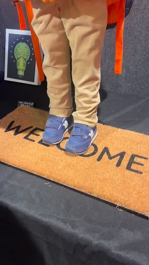 “The Alien Kid” was brought to earth by artist Shane Stover (@shanestoverarts) at Monsterpalooza 2024! ⁣ ⁣ Monsterpalooza RETURNS to The Pasadena Convention Center MAY 29 – MAY 31 to Celebrate the Art of Monsters & Movie Magic! Featuring Over 450 Exhibitors, Monster Museum, Special Guests, Makeup Demos and much more!⁣ ⁣ DISCOUNT TICKETS ARE ON SALE NOW!⁣ For discount tickets, visit ➨ WWW.MONSTERPALOOZA.COM⁣ (LINK IN BIO)⁣ ⁣ *Prices increase on 12/31/25 to Tier 2.⁣ | MONSTERPALOOZA