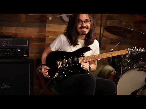 Mateus Asato Plays Guitar!