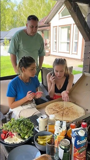 Where's our pizza?😡