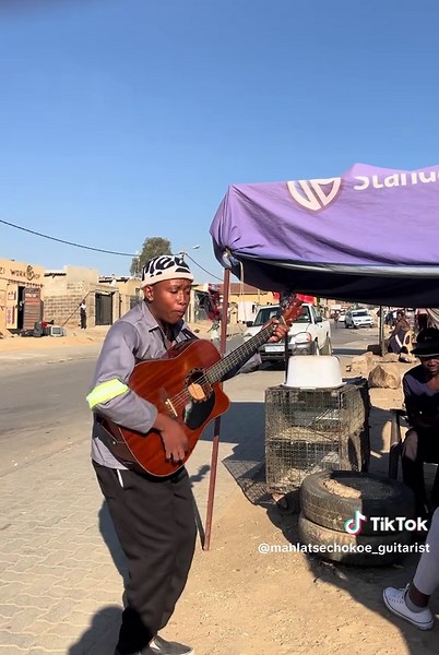 Experience Real-Time Musical Love in Live Performance