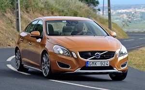 2011 Volvo S60 T6 AWD Sedan - First Drive - Motor Trend