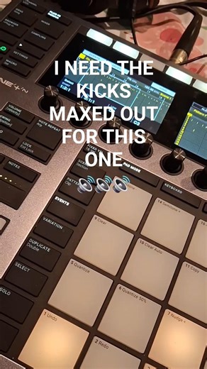 Turn It Up! #maschine #music #mpc #boombap #beatmaker #nativeinstruments #mpcsample #flstudio