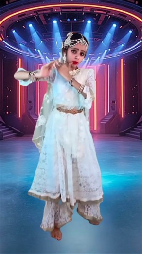 Nachegi Gaegi Saraswati 💃 | Trending Dance Performance 💞✨#viralshorts #dance #shorts #bollywood