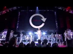 Zendaya - Replay (Radio Disney Music Awards 2014)