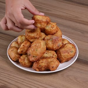 276K views · 3.2K reactions | When I want to eat a delicious homemade snack, this fried bread is the best option. | Recipe Manual | Facebook