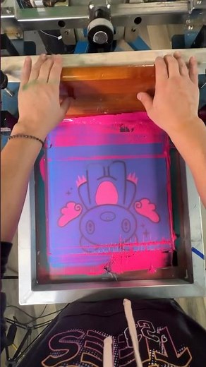 Printer POV: Screenprinting the COOLEST Custom T-Shirt with PERFECT symmetry! 🩵