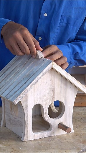 Woodworking tricks making a nice birdhouse from old pallets #birdhouse #bird #birdfeeder #woodhacks #woodcraft #woodart #wooddesign #woodcraft #woodworking #wood #tipswoodworking #wooddiy #woodwork #woodjoinery #Japanesejoinery #joinery #amazing #Wow #tricks #carpentry #carpenter #tablesaw #jig | Woodworking Ideas