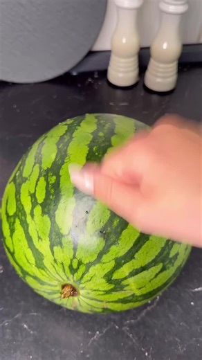 How do you like this pitch?🍉 #asmr #asmrsounds
