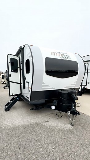 59 reactions | This front-kitchen travel trailer is perfect for small...