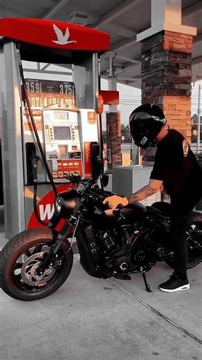Rediscover the Joy of Riding Season with Indian Scout Bobber