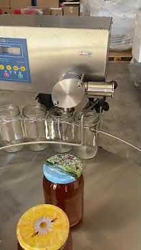 Lyson Bottler with Full Turntable