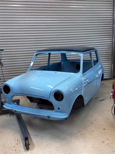 Discovering the Age of Classic Mini Coopers