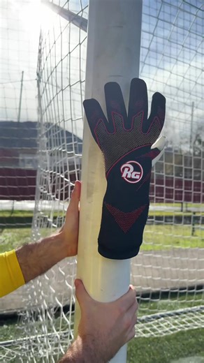 RG Goalkeeper Gloves: Ultimate Grip for Keepers