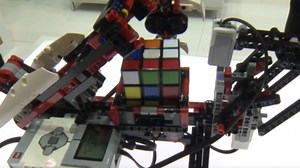 Perth’s Resources Technology Showcase 2019 Public Exhibition: Rio Tinto’s Rubiks Cube-solving robot is made out of Lego!