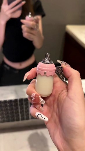 Unique Baby Bottle-Shaped Lighter Display