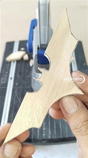 cutting a wooden batman logo #woodworking #dremel #motosaw