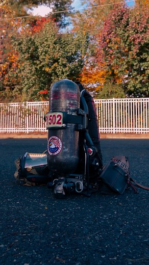 130K views · 2.4K reactions | A Stafford High School student taking Firefighting class demonstrates the 2 minute drill, or a timed exercise in dressing in their gear and self-contained breathing apparatus (SCBA). Students have the opportunity to graduate as certified firefighters, with Stafford Fire and Rescue hiring 17 students directly from Stafford County Public Schools so far. | hyperbole | Facebook