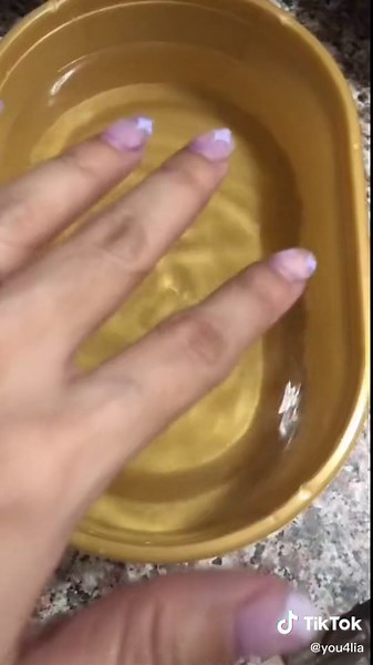 Easy Steps to Remove Fake Nails at Home