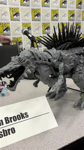New titan class Scorn revealed #transformers #transformerstoys #transformersfigures #studioseries