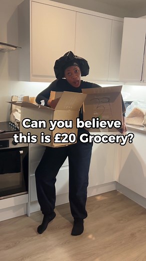 Unboxing HelloFresh UK Weekly Meal Plan Experience | Chef's Standard Recipes