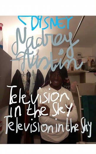 Nadrey-Austin et son album célèbre : Television in the Sky • M6 Music