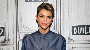 Javicia Leslie makes history as first Black ‘Batwoman’