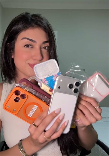 Capinhas novas IPhone 17 pro max 📱💗✨ ID DAS CAPINHAS E PELICULAS (só digitar na busca da SHOPEE): Case transparente de acrílico: BHW-DYV-XED Case transparente brilho: AYA-XEW-MJE Case rosa com ventosa: CKC-ZND-WZE Case laranja com película traseira: AWE-GWJ-QVH Case azul com pelicula traseira: AWE-GWJ-QVH Case Vinho com MagSate: AUG-RFB-EXG Películas de tela: AYB-FRC-ZZU LED MagSafe com espelho: BTE-XWR-UCU Todas as outras cases e películas traseiras: @Smart Tech acessórios #capinhadecelular #