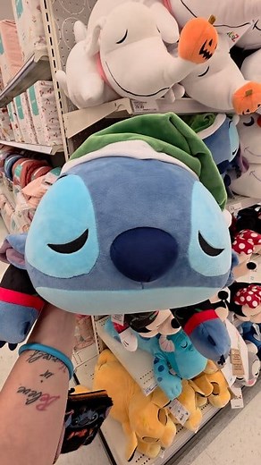 How cute is this new disney stitch christmas cuddleez plush! 😍😍 #disney #liloandstitch #disneystitch #disneystitchlover #stitchdisney #stitchlovers #stitchlove #stitchobsessed #stitchobsession #toys #stitchfind #target #targetfinds #disneyfinds #disneyfind #toyfinds #stitchtoys #christmasplush #disneyplush #fypシ #foryoupagereels #foryouシ #plushie #foryourpage #toysforkids #toycollector #toycollection #disneycollectors #disneycontent #plush | Bethany Kolb/ Beesbagsandcollectables